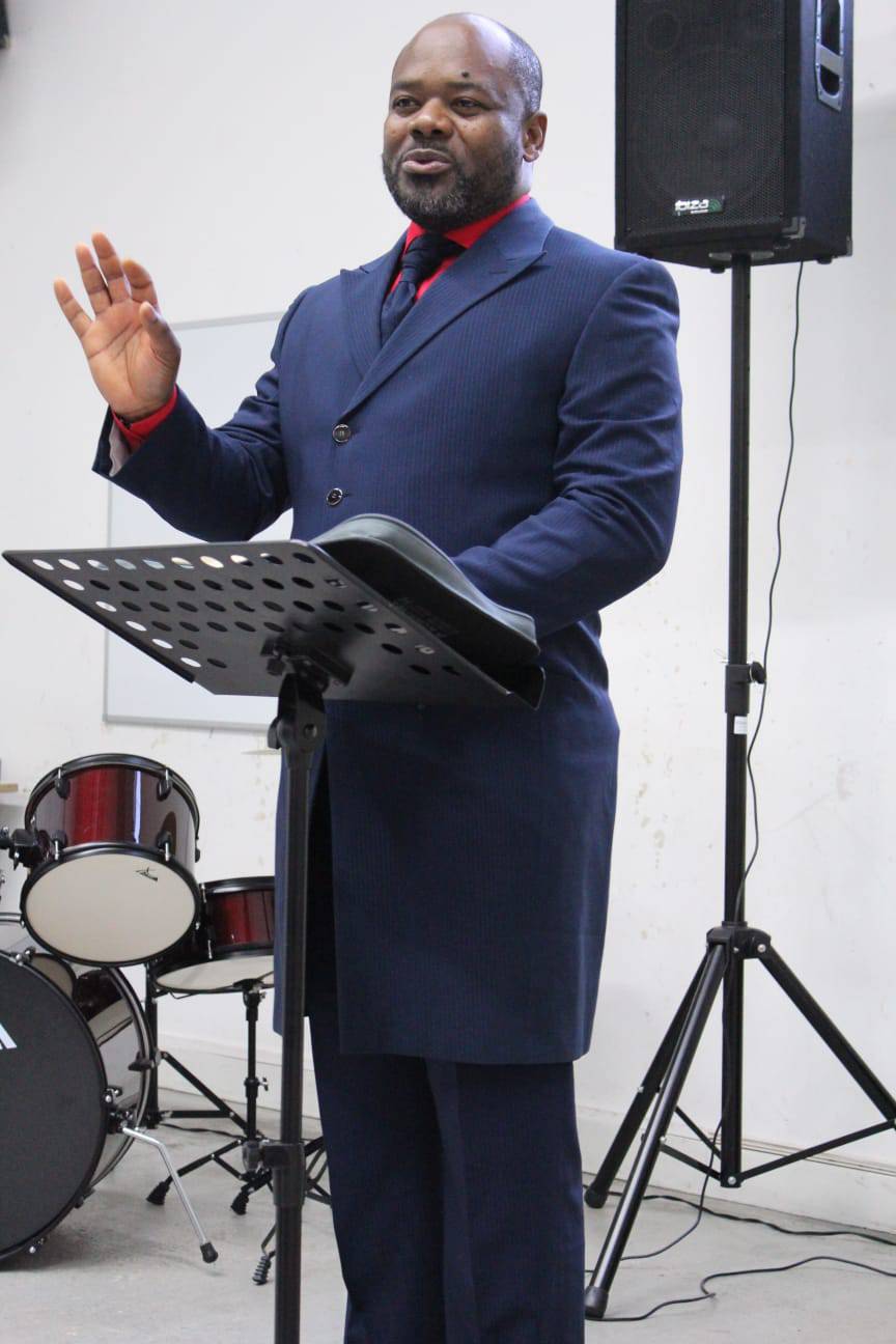 Dr Paul Mulomba